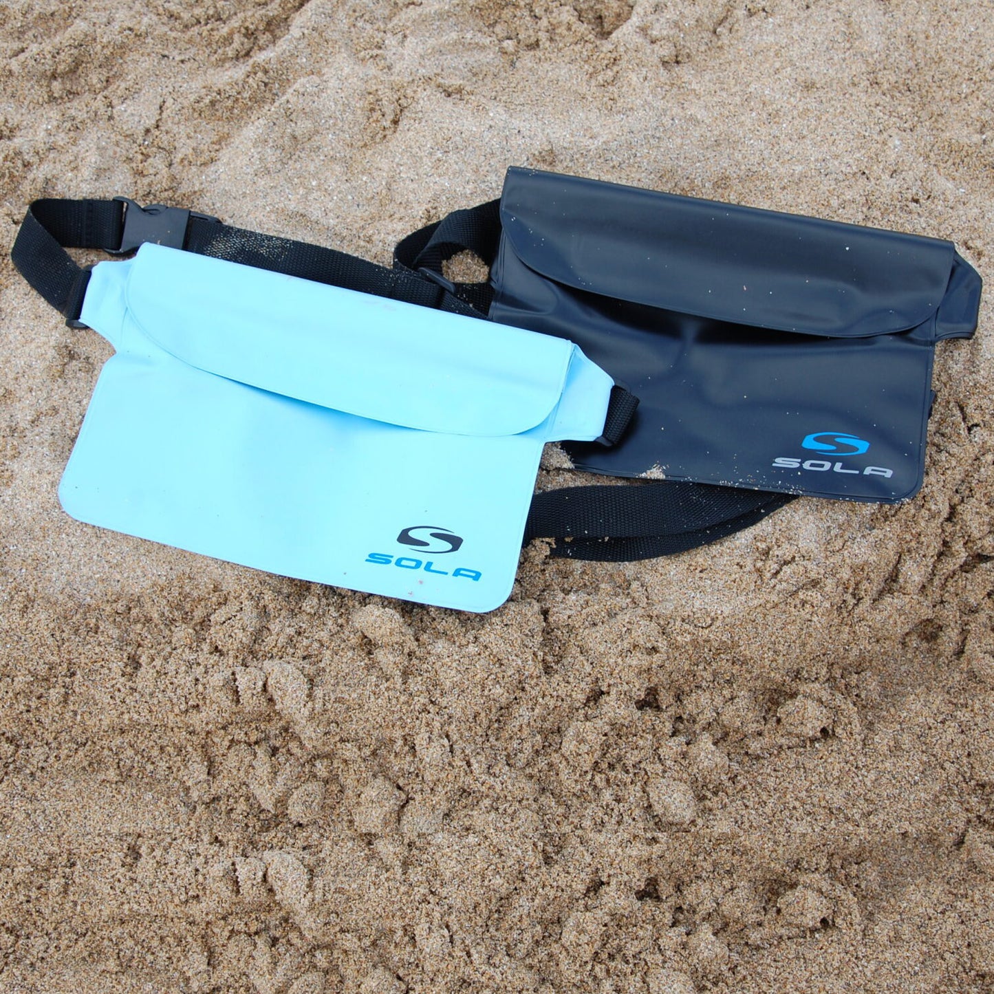 Sola Waterproof Aqua Pouch - Black