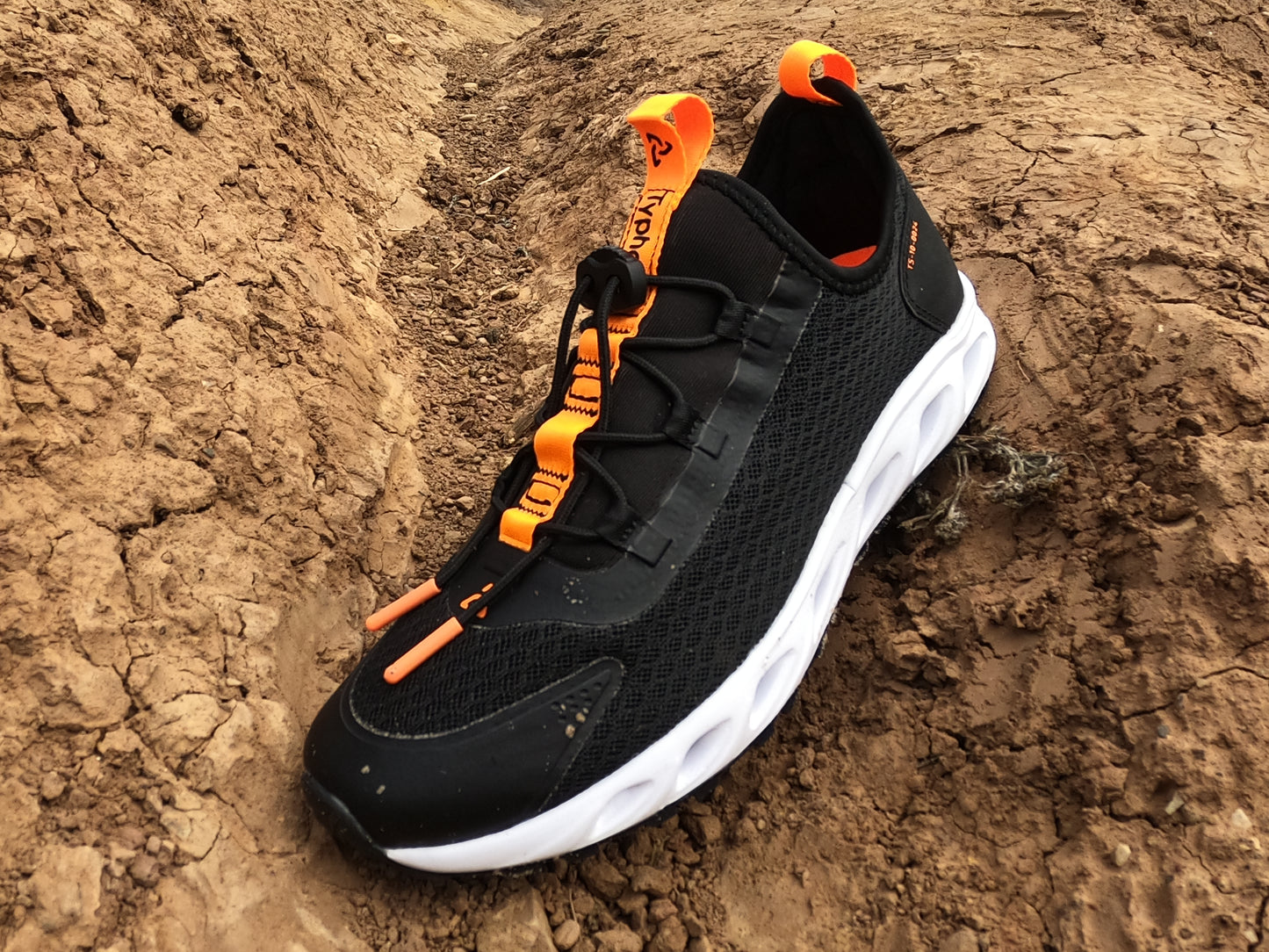 Typhoon TS10 Sneaker/Deck Trainers - Black/Solar
